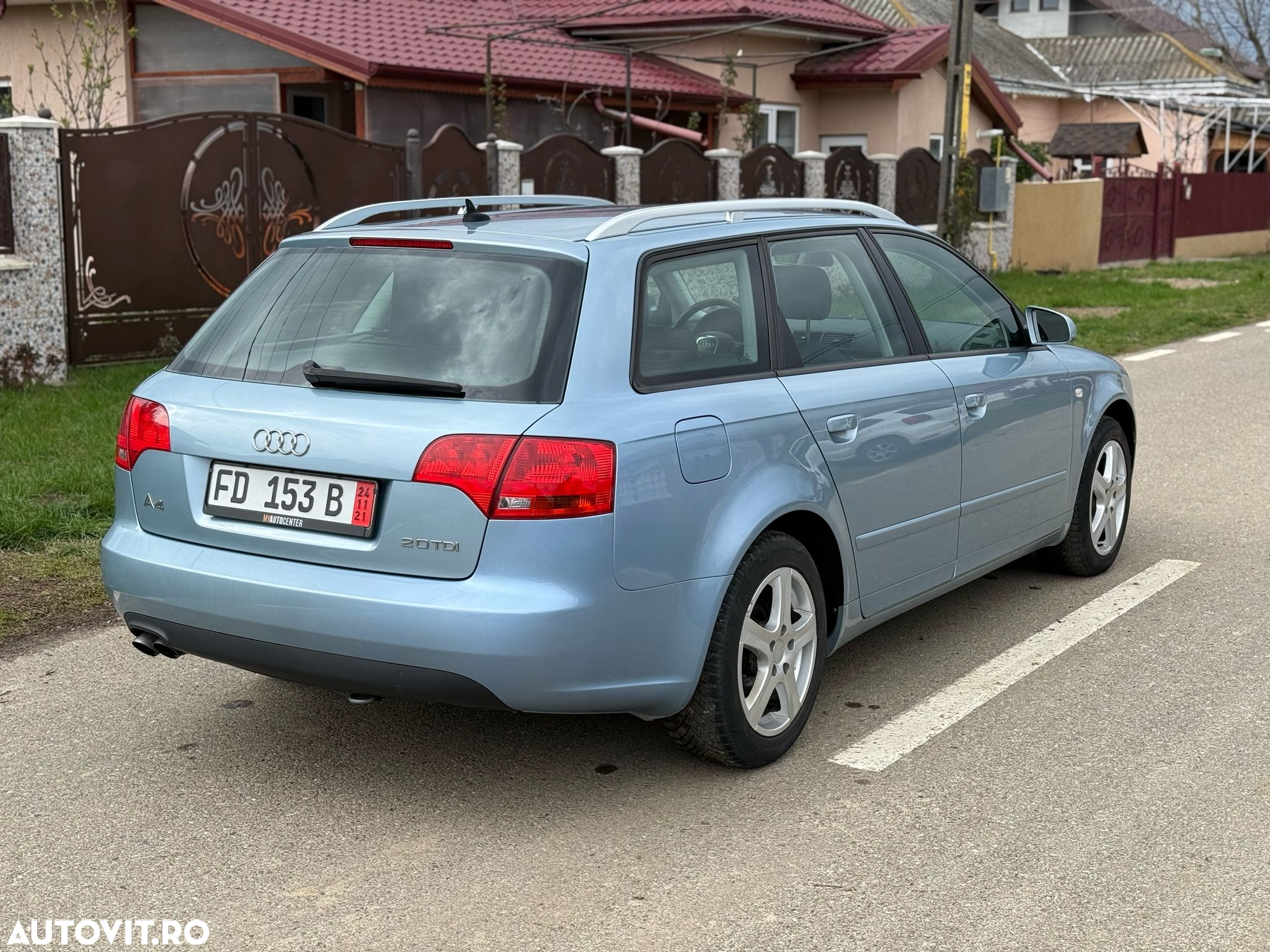 Audi A4 Avant 2.0 TDI - 4