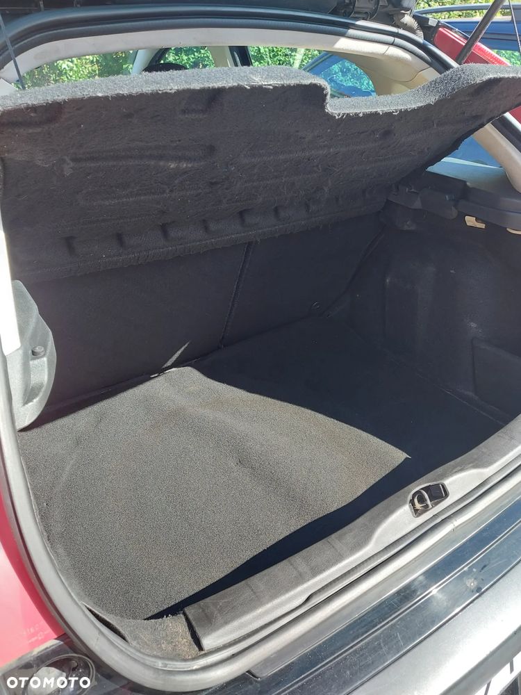 Citroën C4 1.6 HDi FAP Style - 30