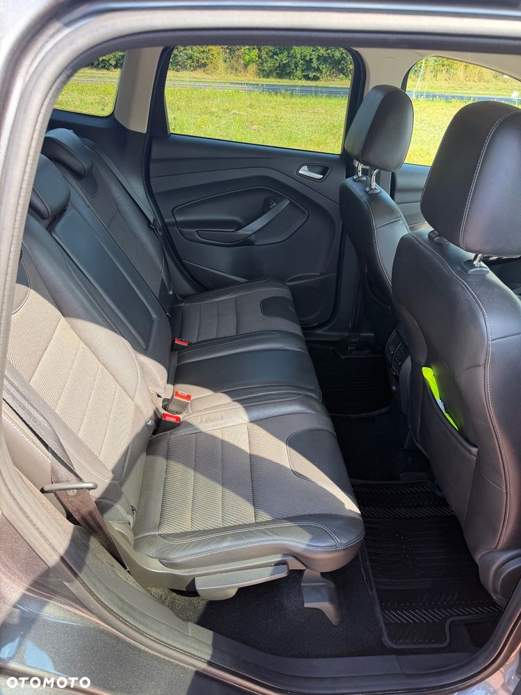 Ford Kuga 2.0 TDCi FWD Titanium - 10