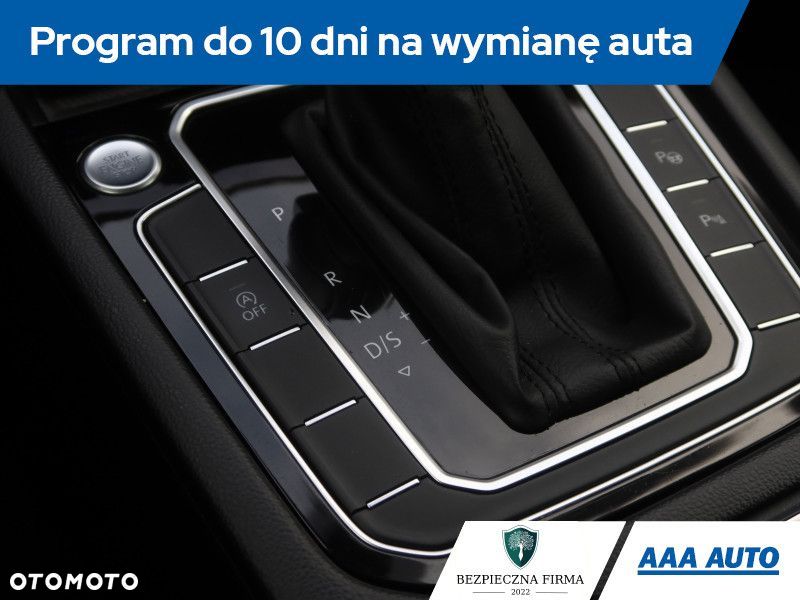 Volkswagen Passat Variant - 19