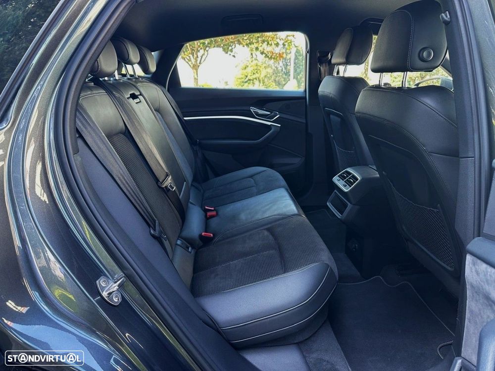 Audi e-tron Sportback 55 quattro S line - 47