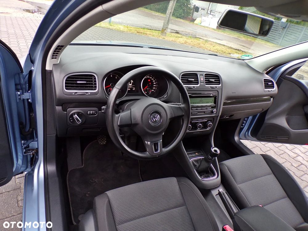 Volkswagen Golf - 15