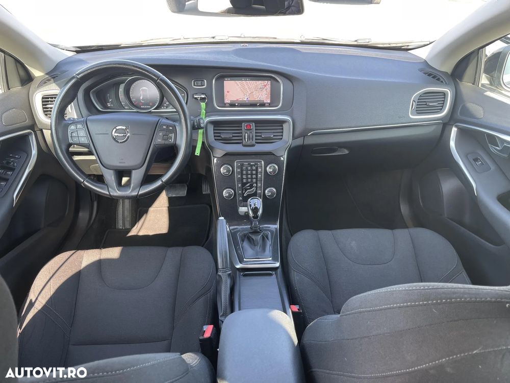 Volvo V40 D2 Geartronic - 22