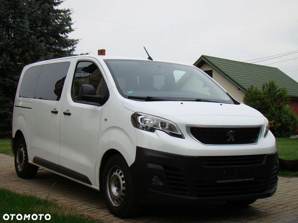 Peugeot Traveller - 15