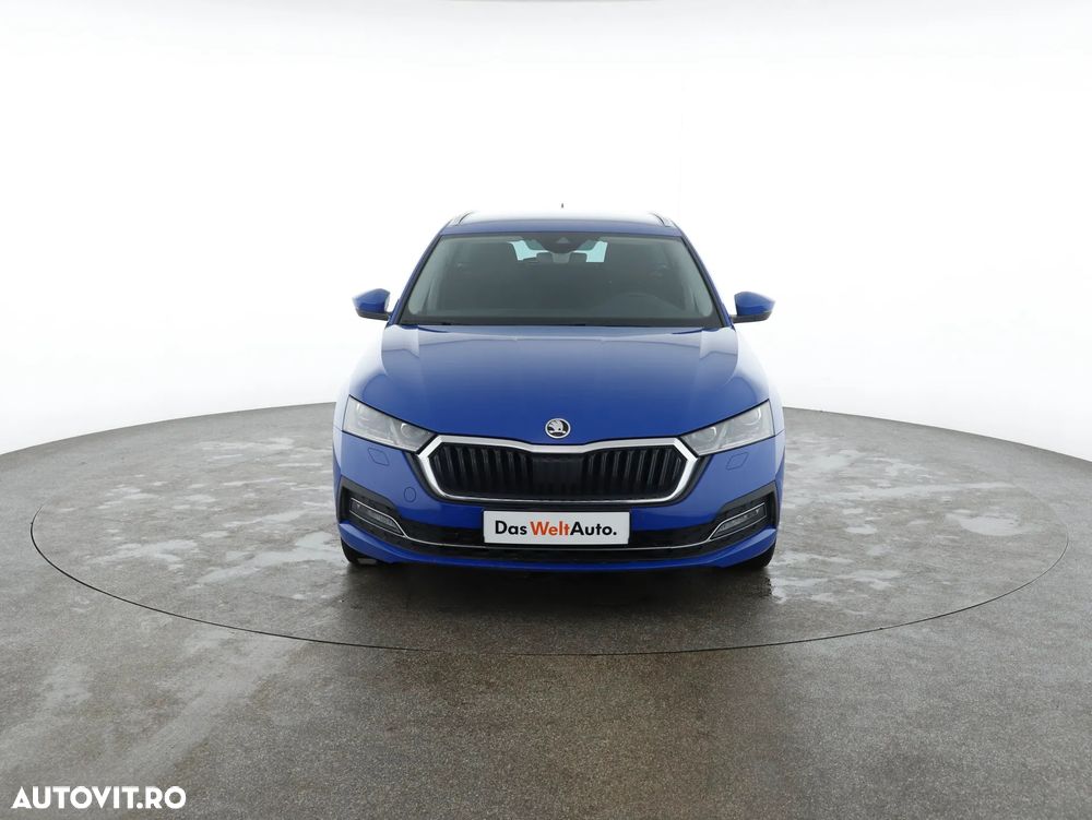 Skoda Octavia Combi 2.0 TDI DSG Premium Edition - 2