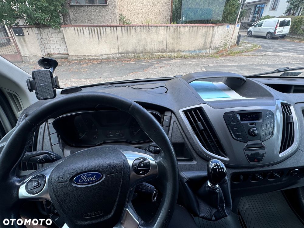 Ford Transit Jumbo - 11