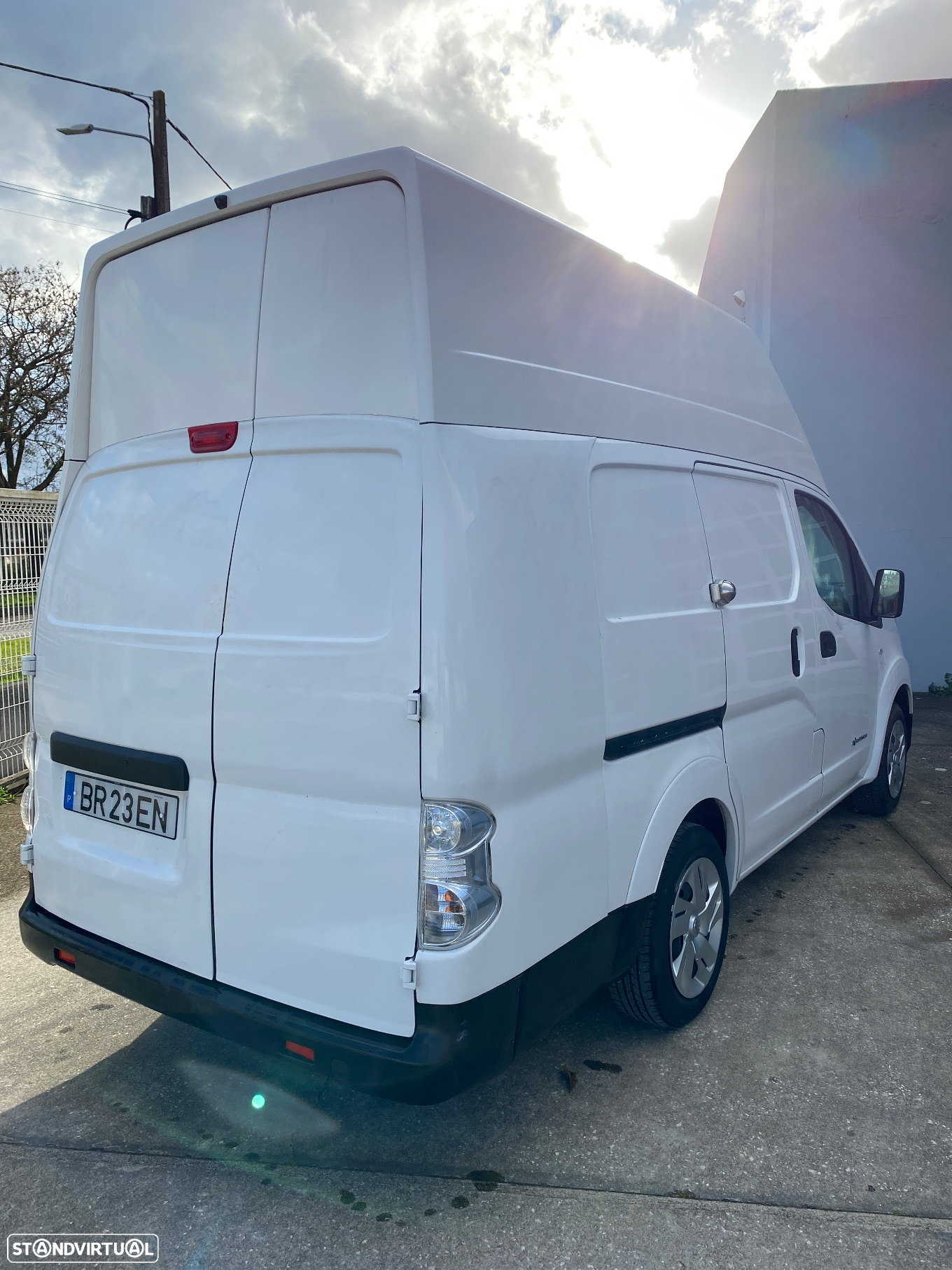 Nissan E-NV200 - 19