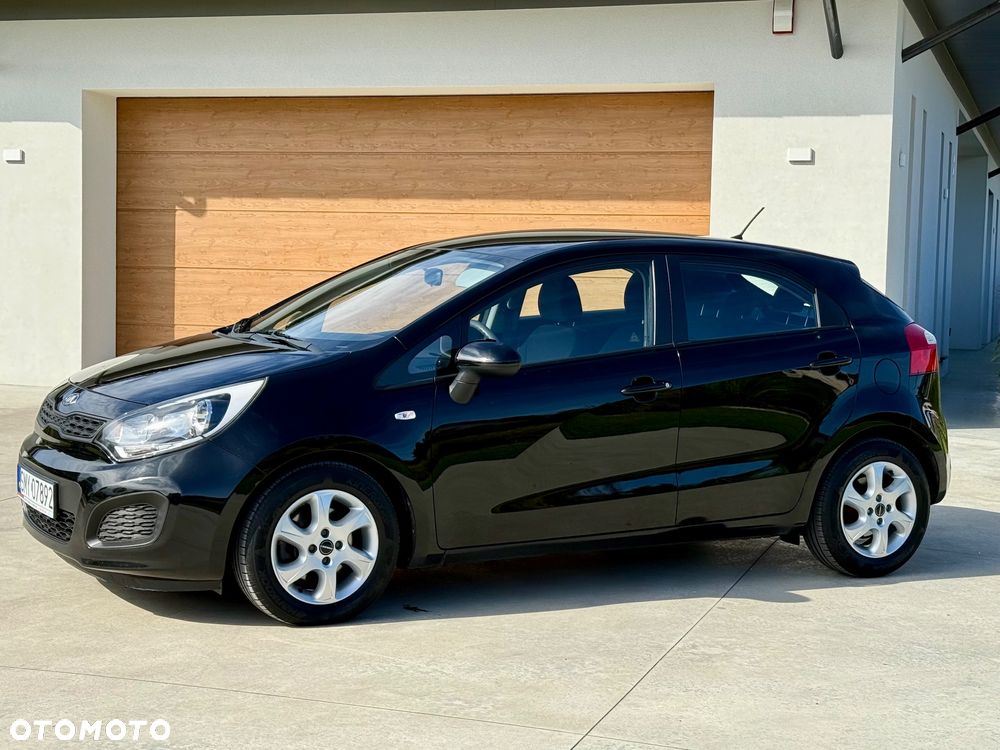 Kia Rio 1.2 Attract - 12