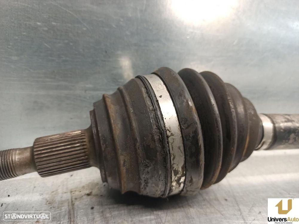 TRANSMISSÃO FRONTAL DIREITA VOLKSWAGEN GOLF IV 2001 -1J0407272 - 2