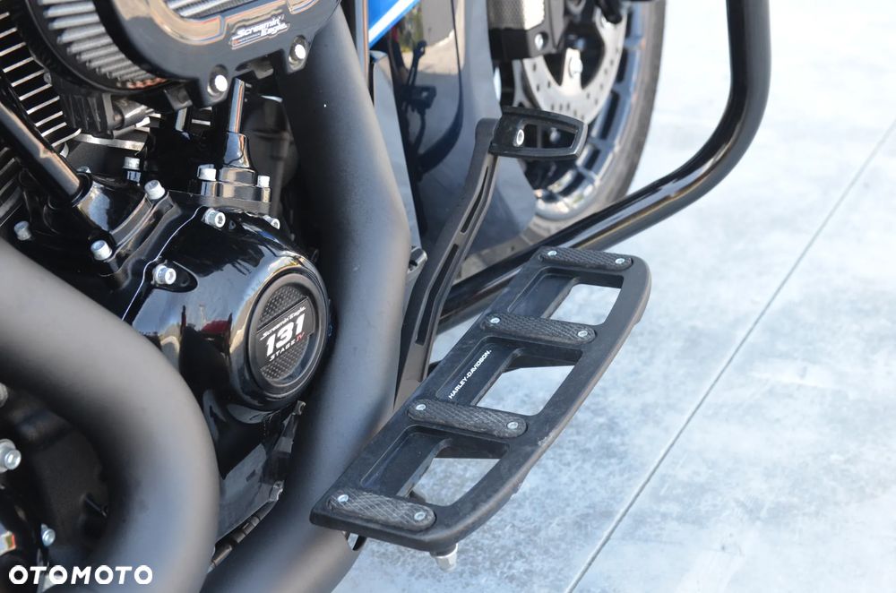 Harley-Davidson Touring Street Glide - 31