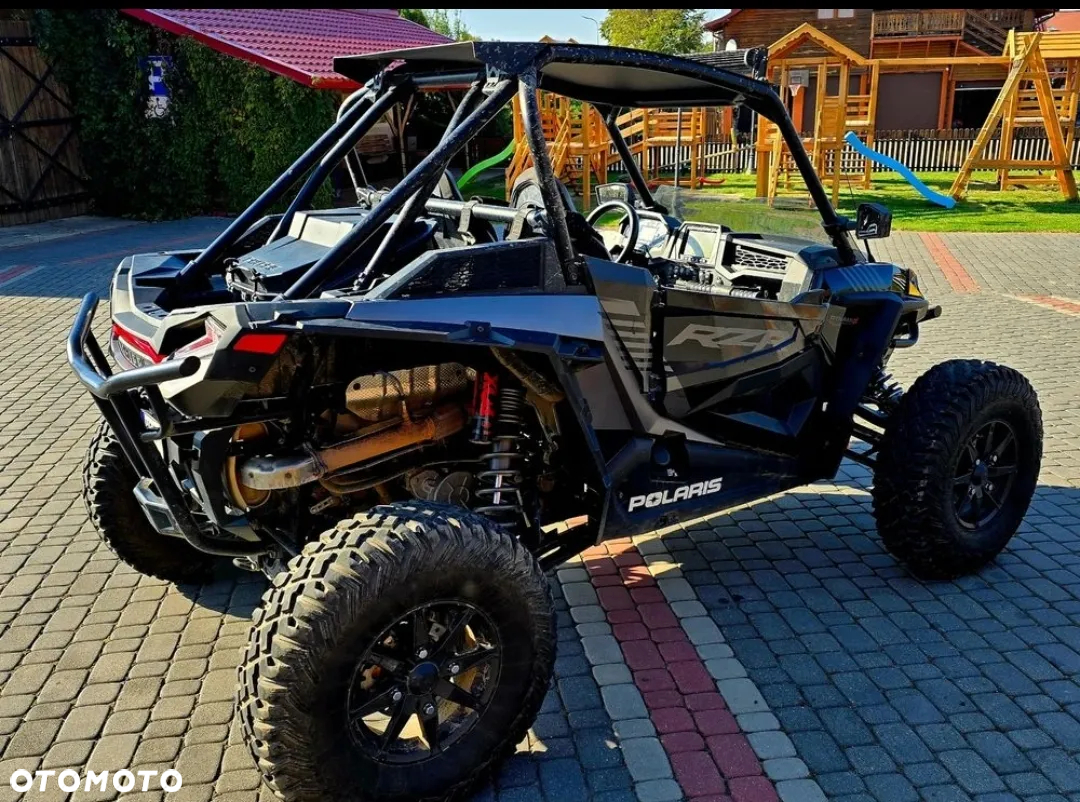 Polaris RZR