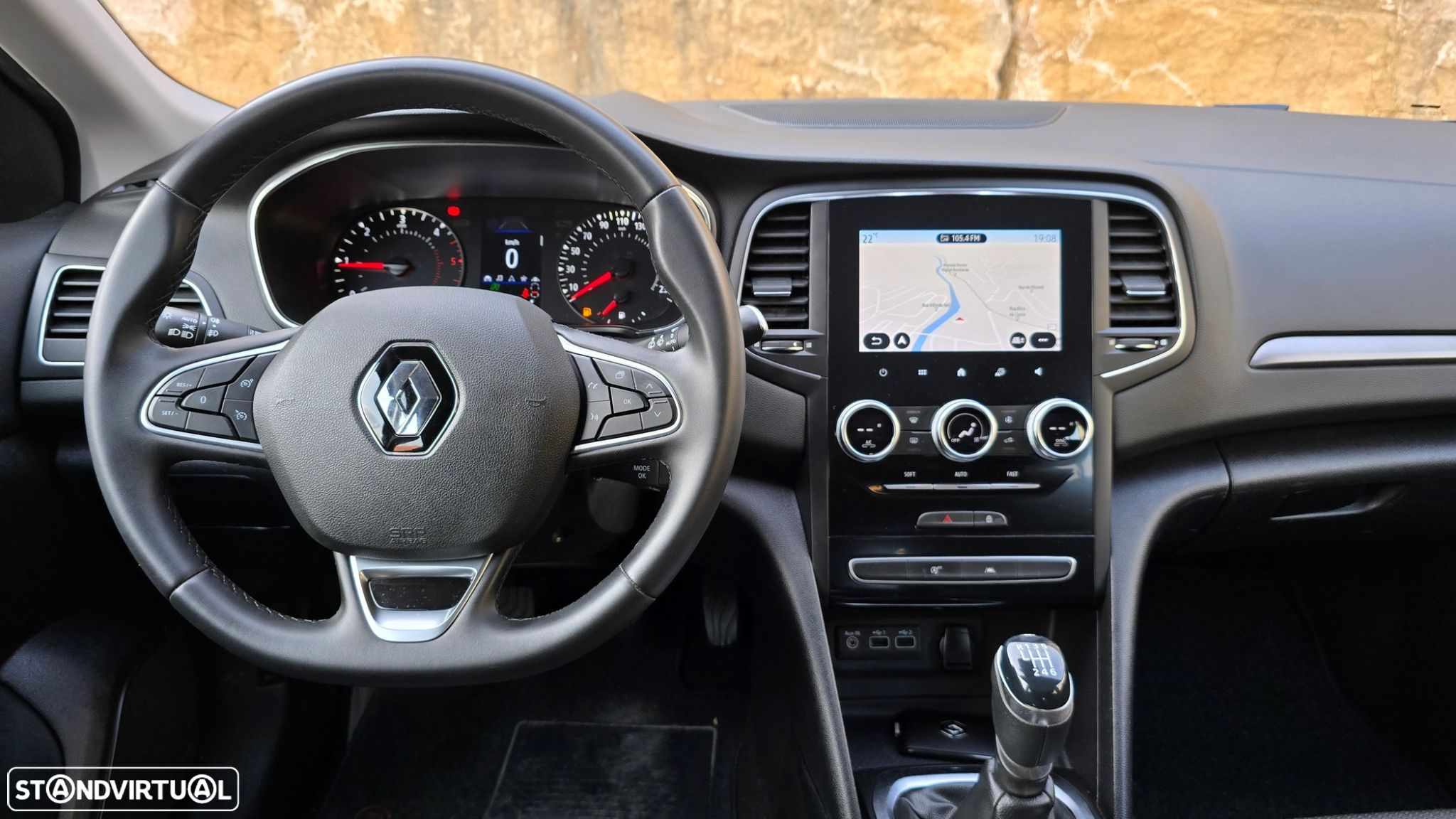 Renault Mégane 1.5 Blue dCi Intens - 12