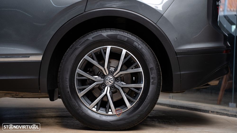 VW Tiguan 1.6 TDI Confortline - 9