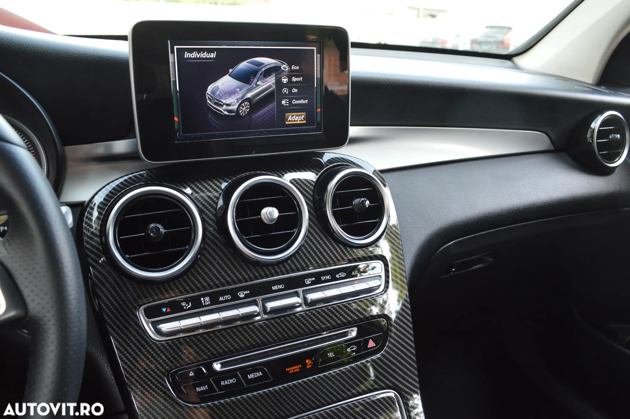 Mercedes-Benz GLC Coupe 250 d 4Matic 9G-TRONIC - 25