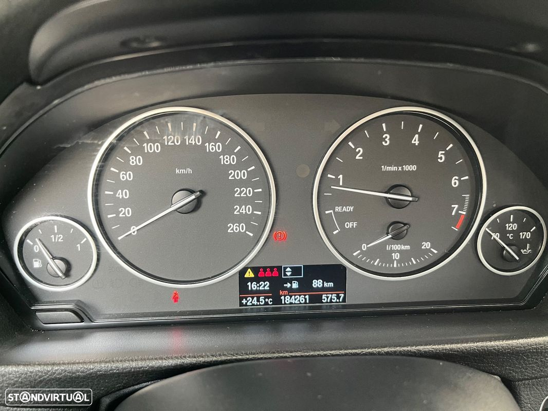 BMW 316 i Touring Line Sport - 19