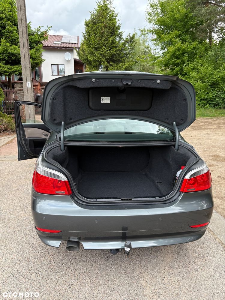 BMW Seria 5 520d - 10