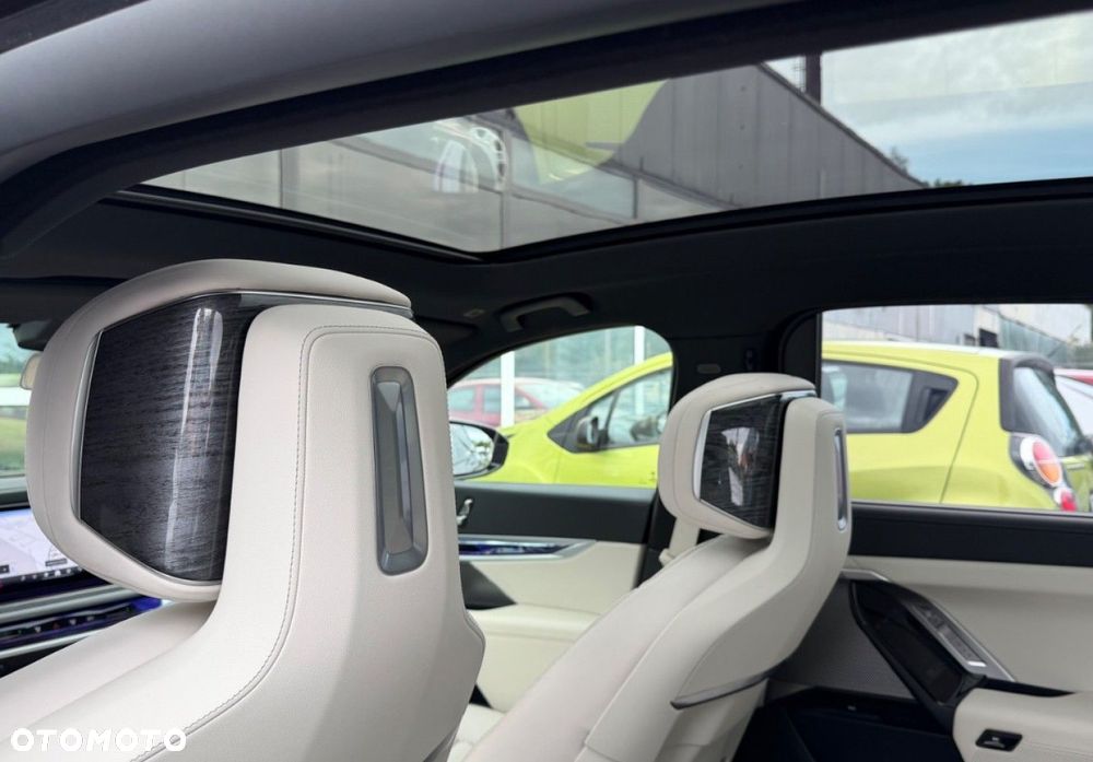 BMW Seria 7 - 29