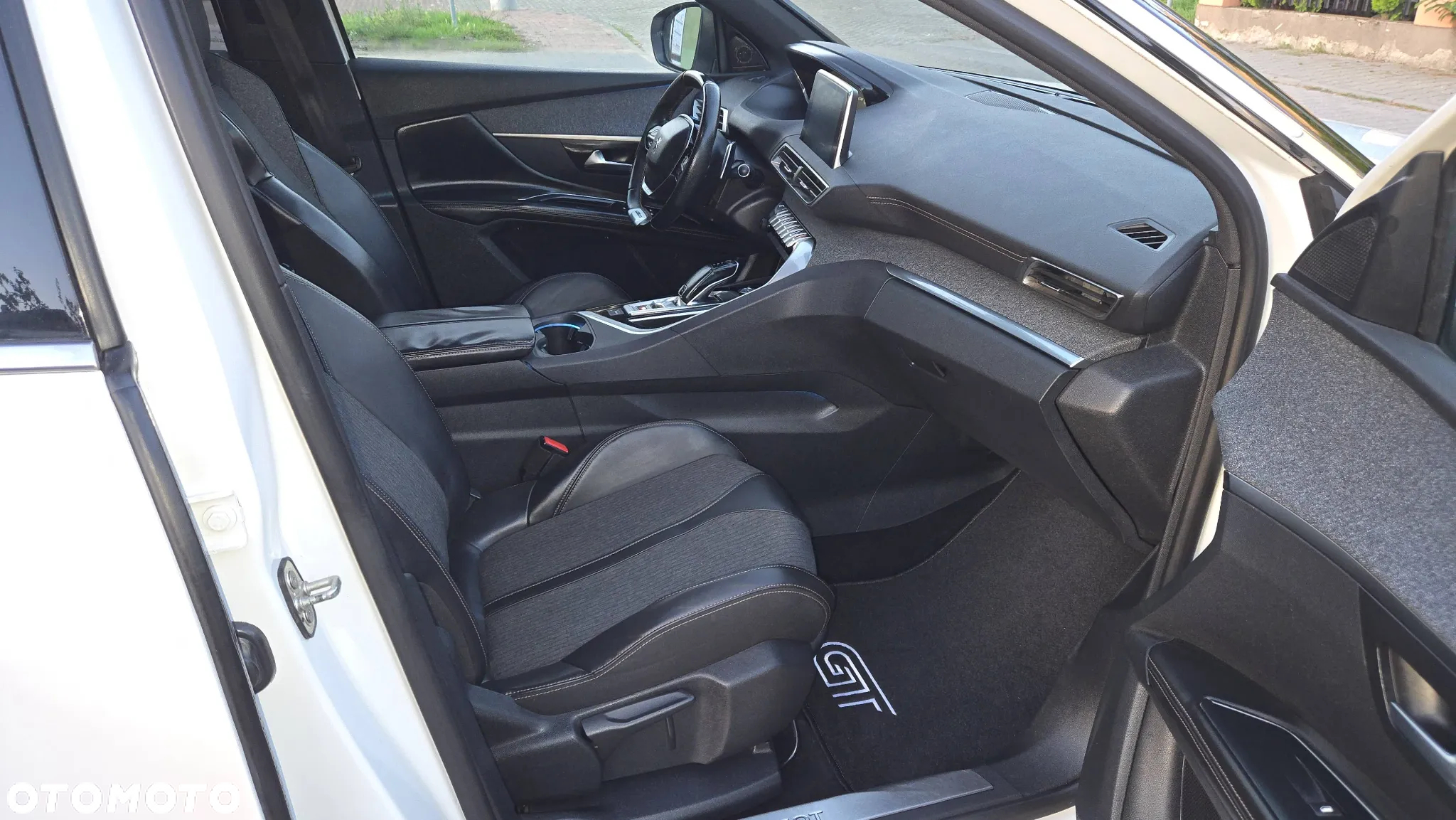Peugeot 5008 - 19