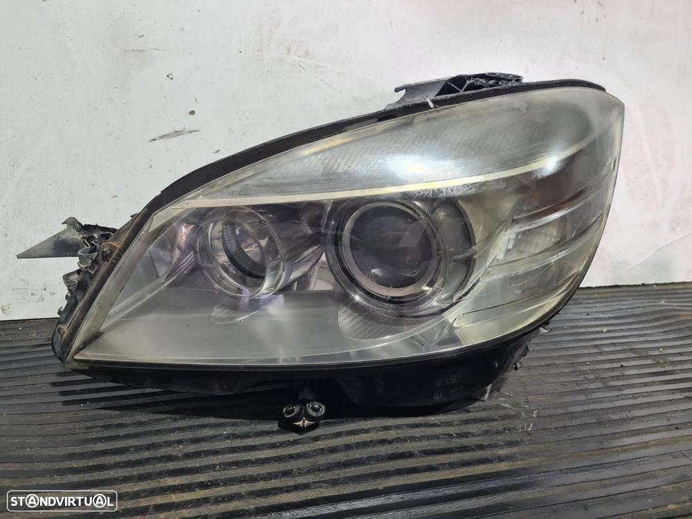 FAROL ESQUERDO MERCEDES-BENZ CLASE C BM 204 BERLINA - 1