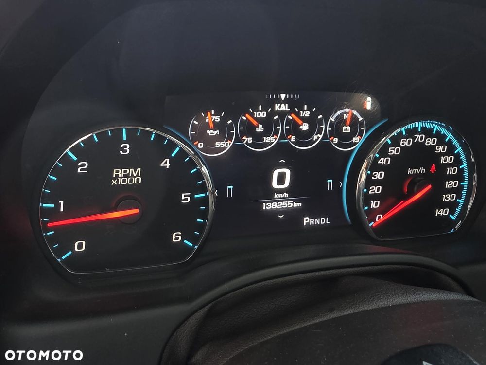 Chevrolet Tahoe - 20