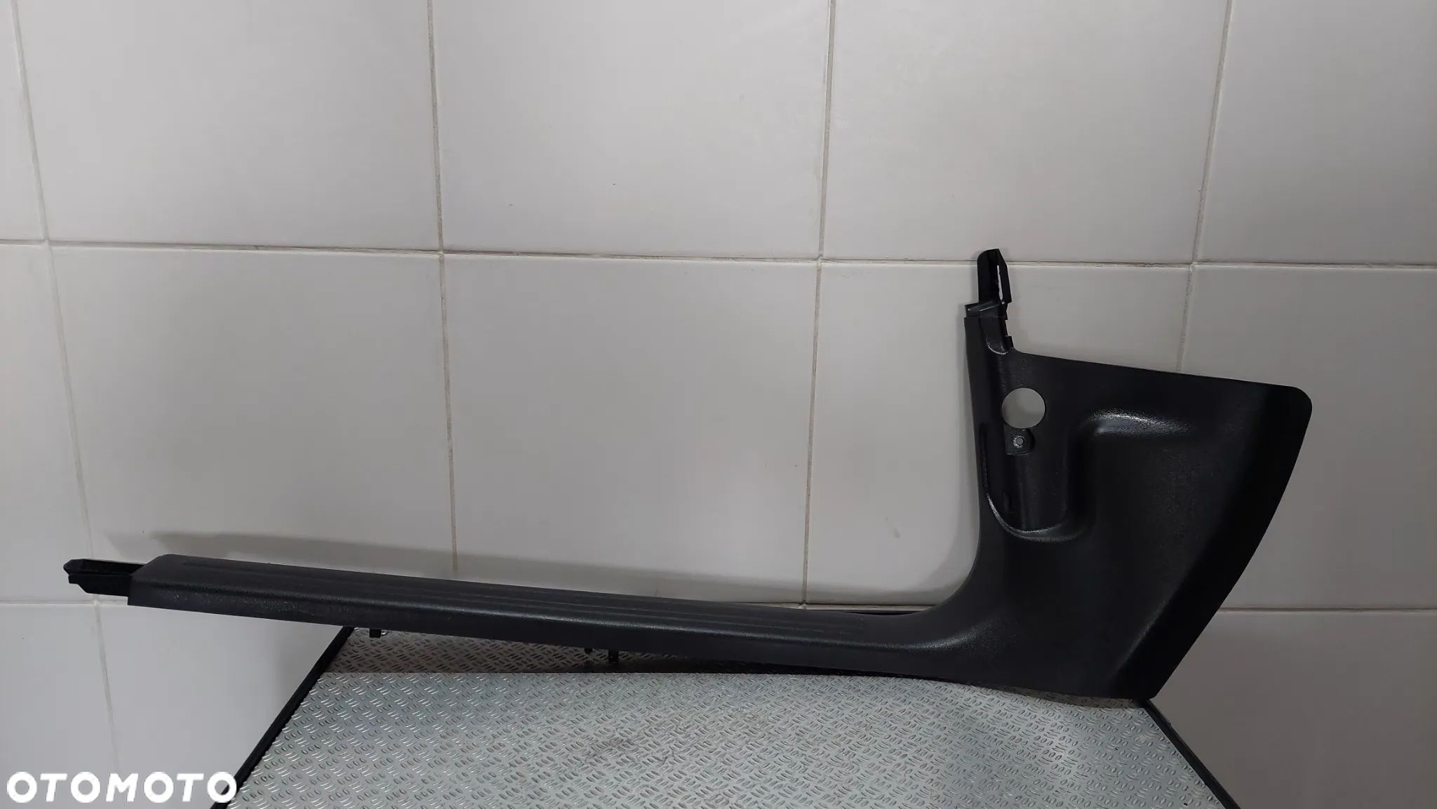 LISTWA NAKŁADKA PROGOWA LEWA PRZÓD AUDI A6 C6 3,2 V6 FSI R2005 NR 4F1867271B - 1
