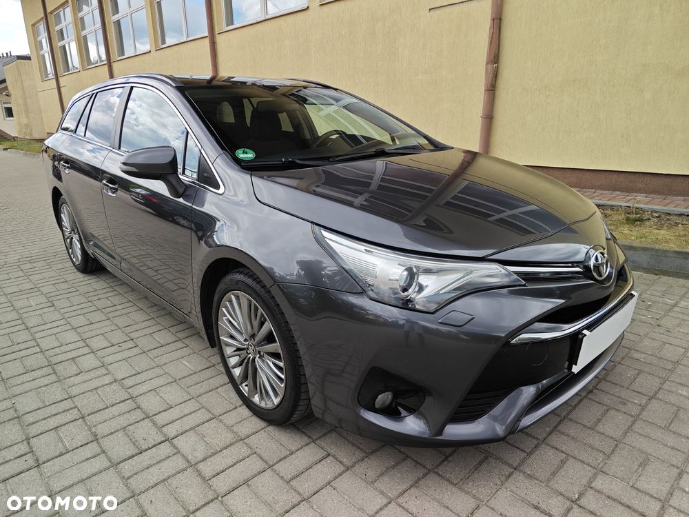 Toyota Avensis - 14