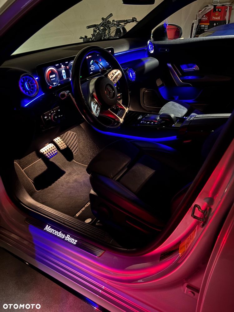 Mercedes-Benz Klasa A 200 d AMG Line 8G-DCT - 40