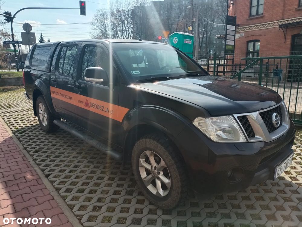 Nissan Navara 2.5 D SE - 3