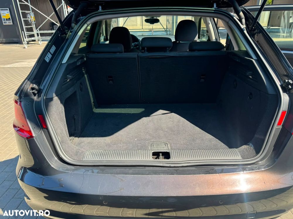 Audi A3 2.0 TDI Quattro Stronic Ambiente - 10