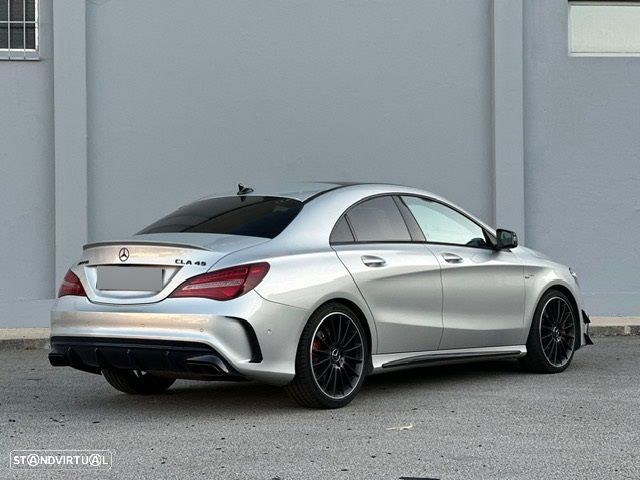 Mercedes-Benz CLA 45 AMG 4Matic Speedshift DCT 7G Night Edition - 32
