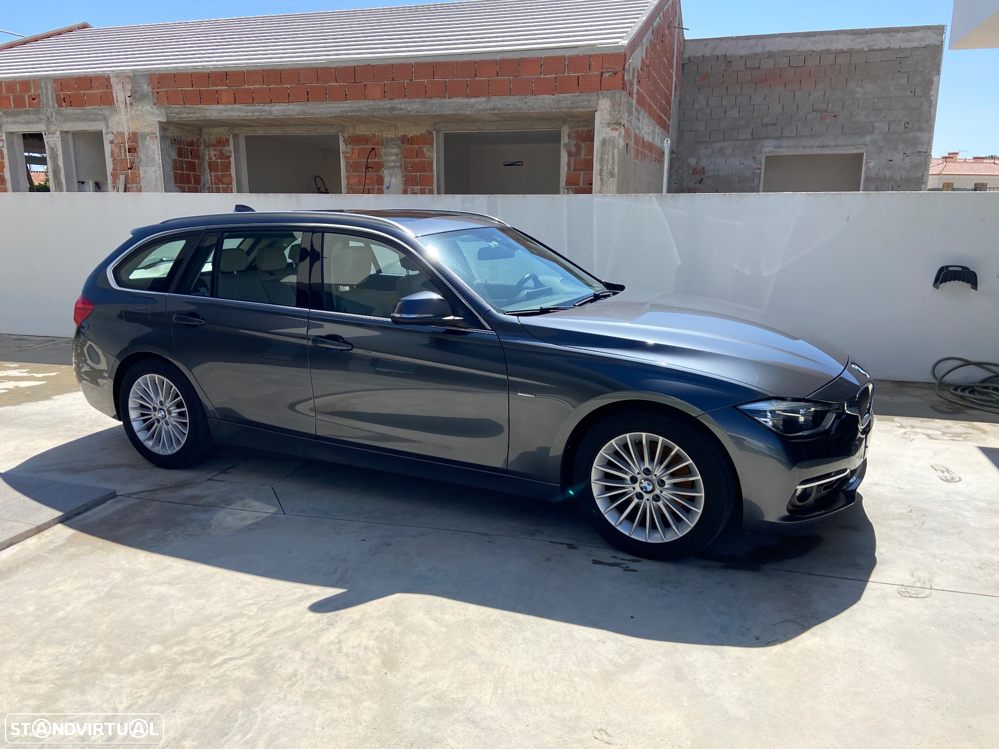 BMW 320 d Touring Line Luxury Auto - 2