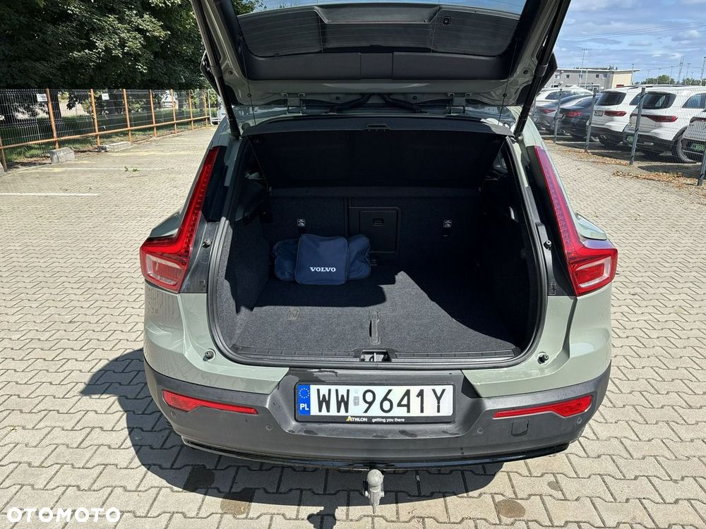 Volvo XC 40 B4 Plus Dark - 19