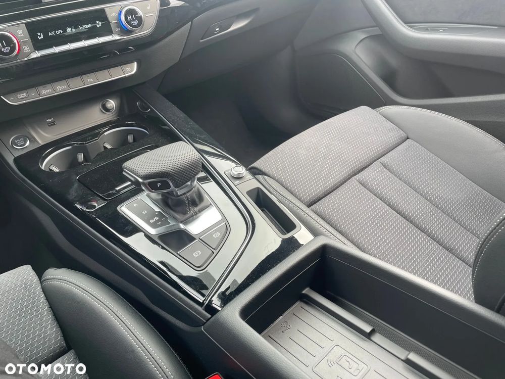 Audi A4 Limousine 40 TDI mHEV Quattro Advanced S tronic - 13