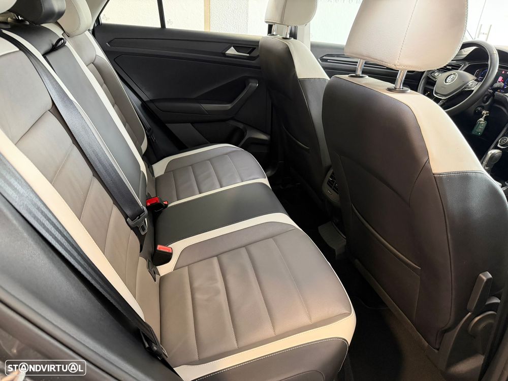 VW T-Roc 1.5 TSI Sport DSG - 27