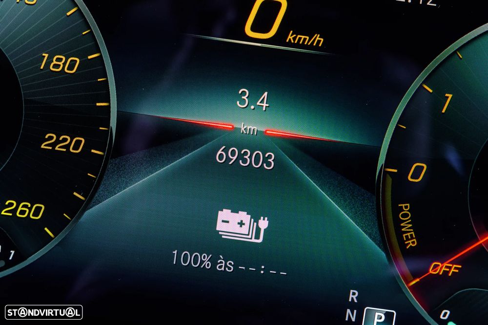 Mercedes-Benz E 300 de 9G-TRONIC AMG Line - 21