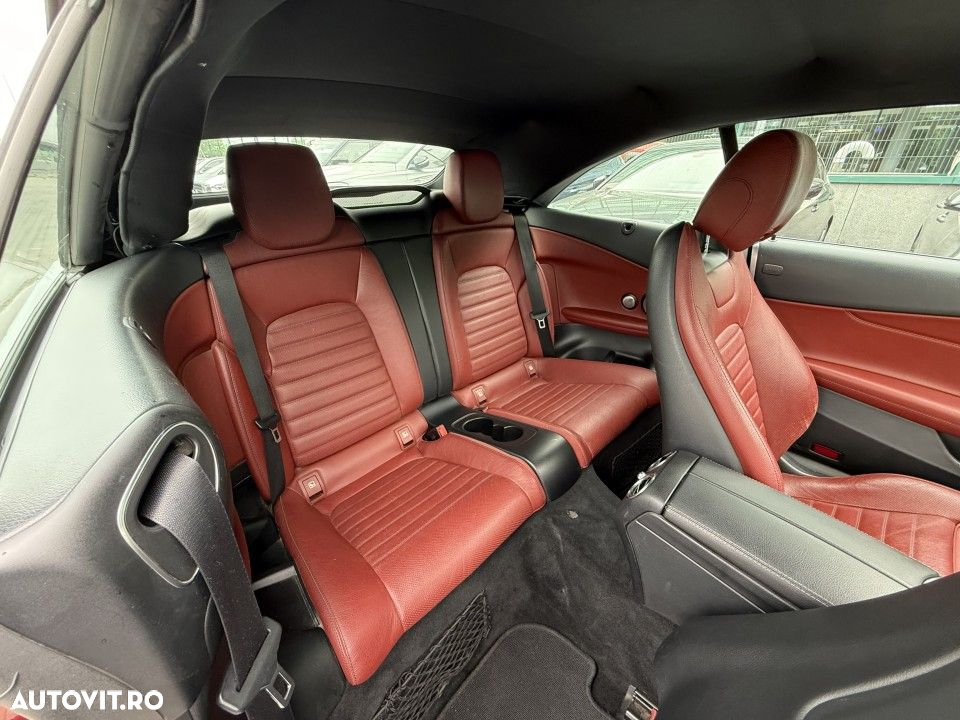 Mercedes-Benz C 220 d Cabrio 4MATIC Aut. - 25