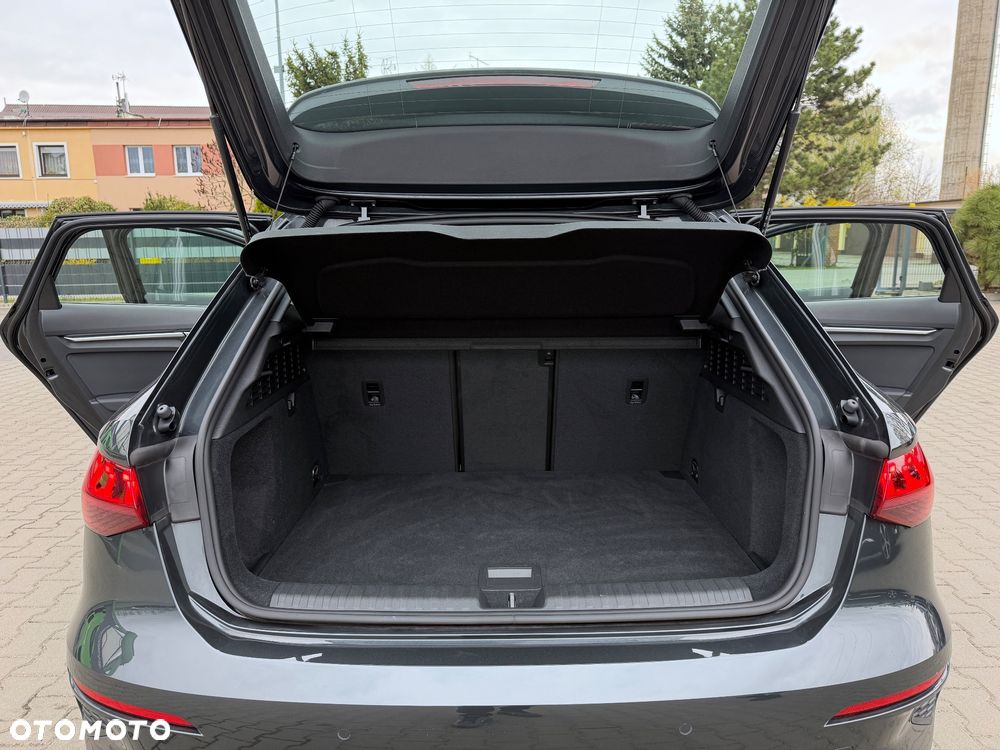 Audi A3 Sportback 35 TFSI S Line - 33