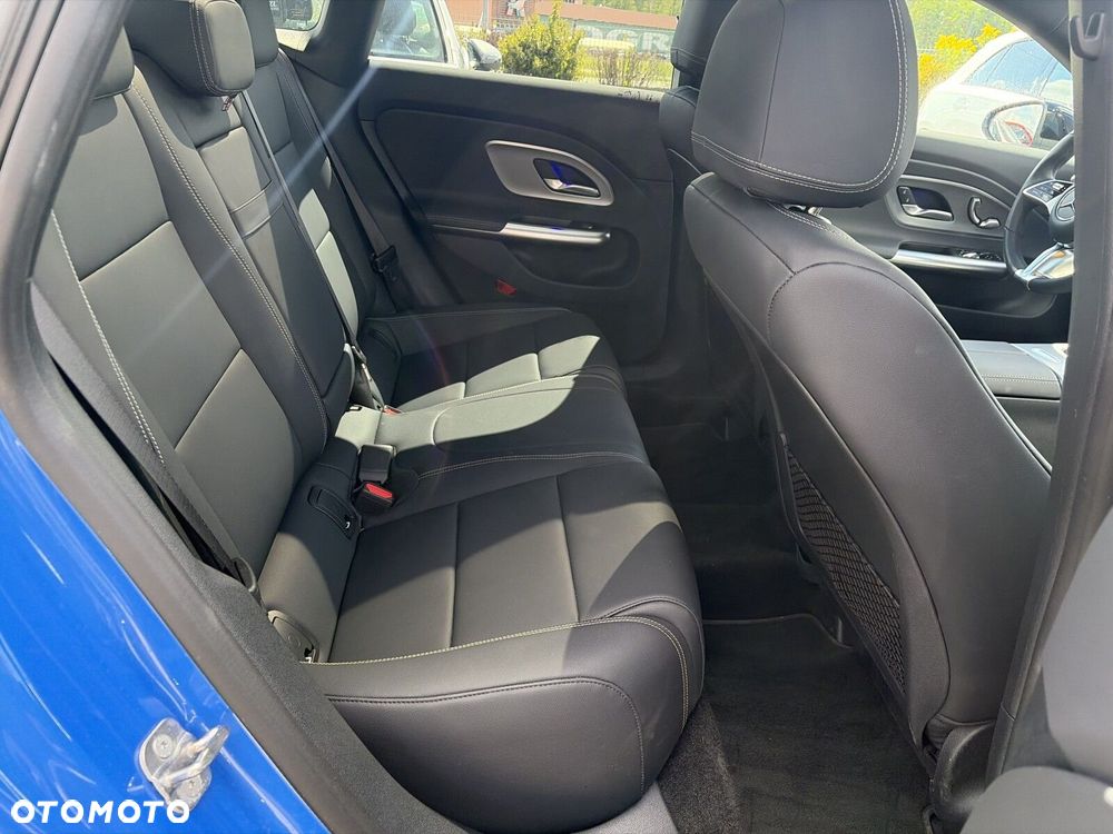 Mercedes-Benz CLA - 15