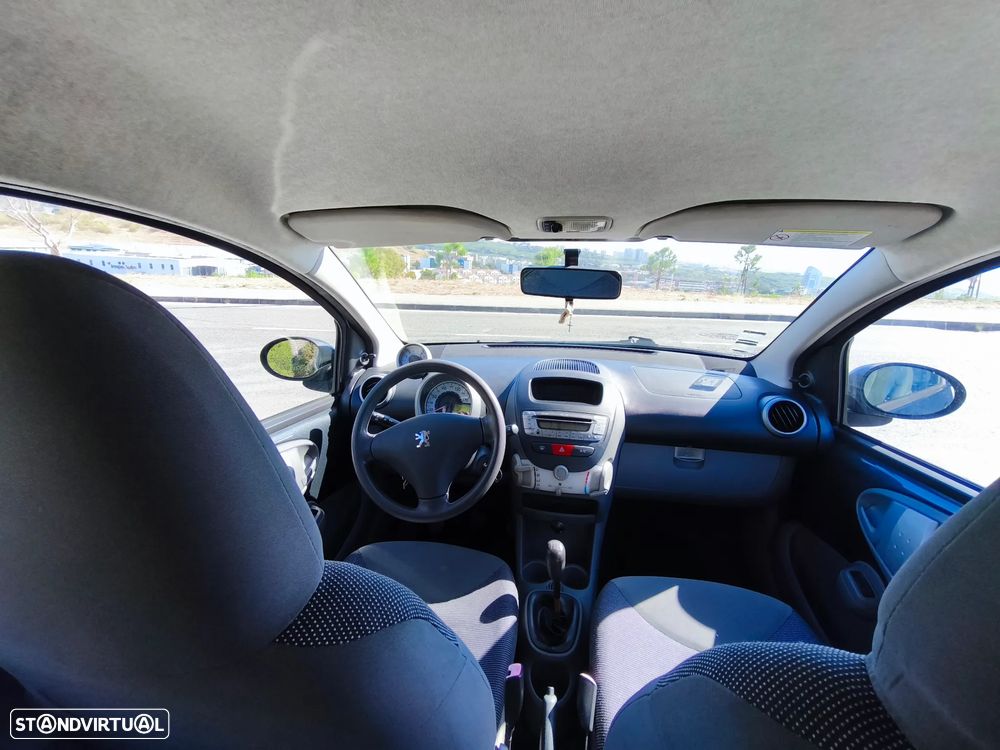 Peugeot 107 1.0 Urban - 7