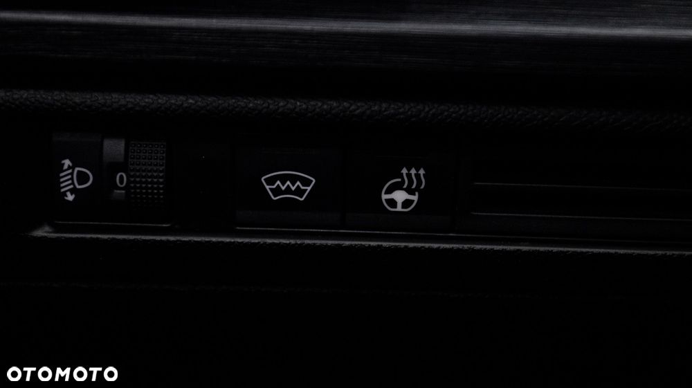 Citroën C5X 1.6 PureTech Shine EAT8 - 24