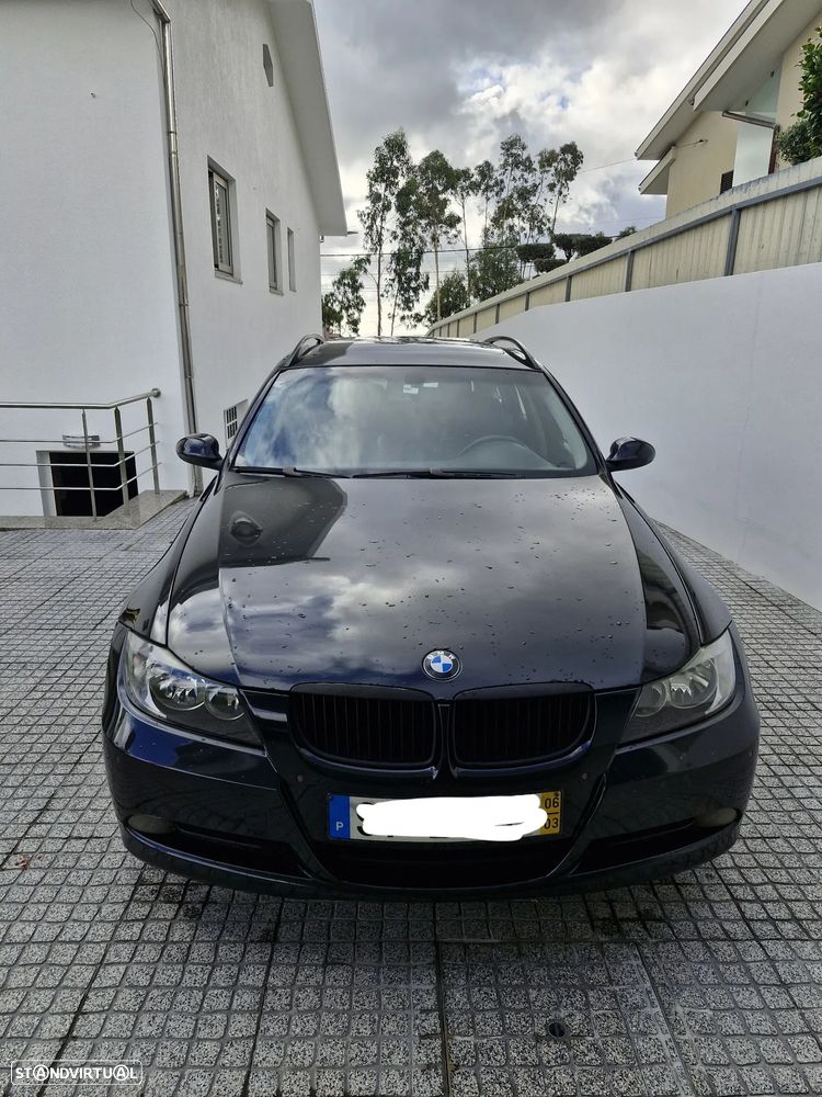 BMW 320 d - 1