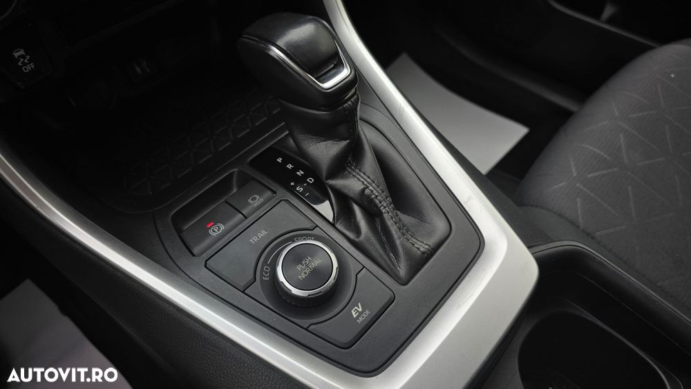 Toyota RAV4 - 17