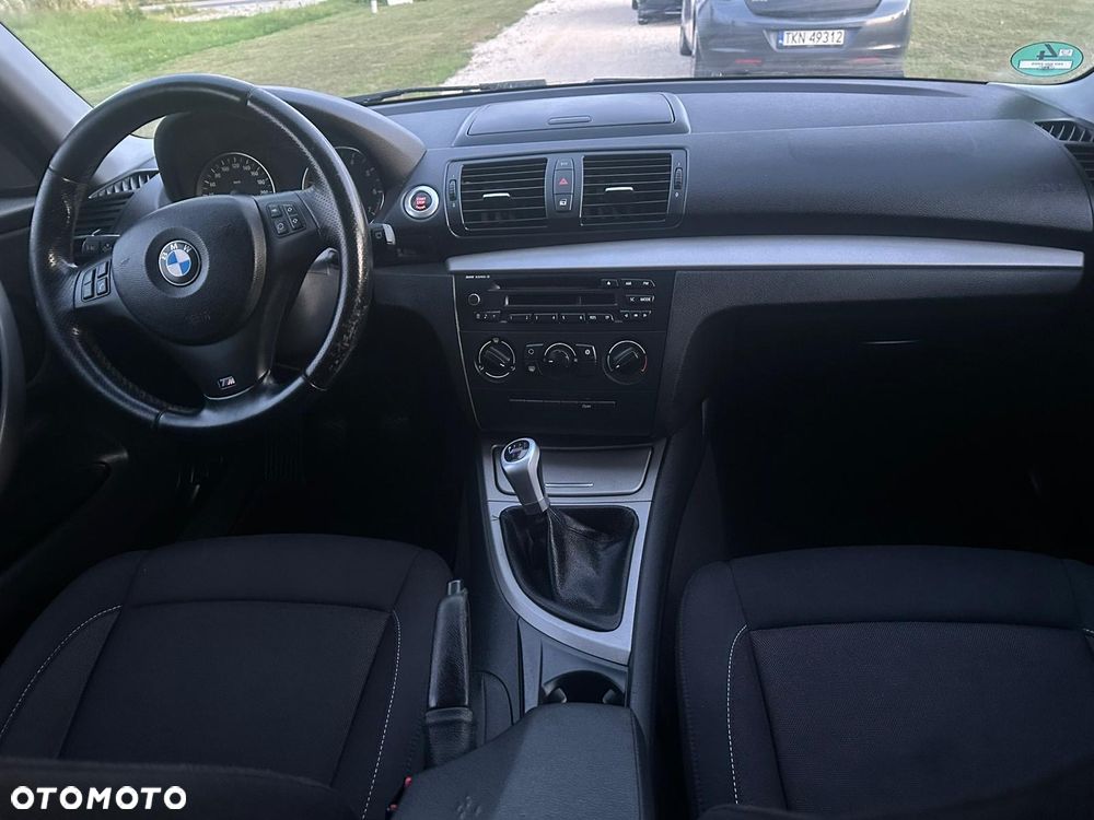 BMW Seria 1 116i - 10