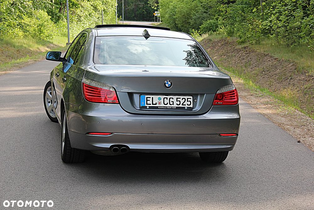 BMW Seria 5 525d Touring Edition Exclusive - 20
