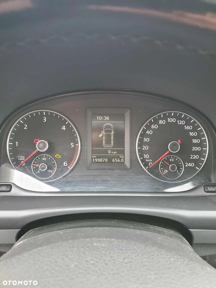 Volkswagen Touran - 6