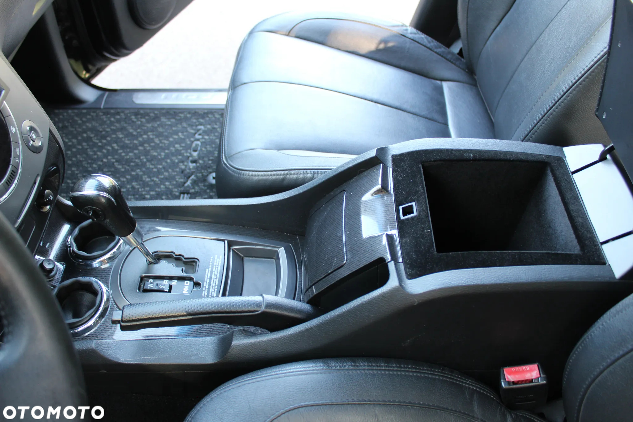 SsangYong/KGM Rexton 270 XDi Quartz - 23