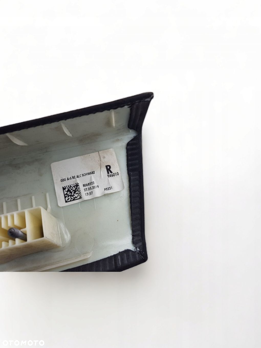 Osłona Tapicerka Słupka A Prawy Przód BMW M5 G30 F90 7384526 - 7