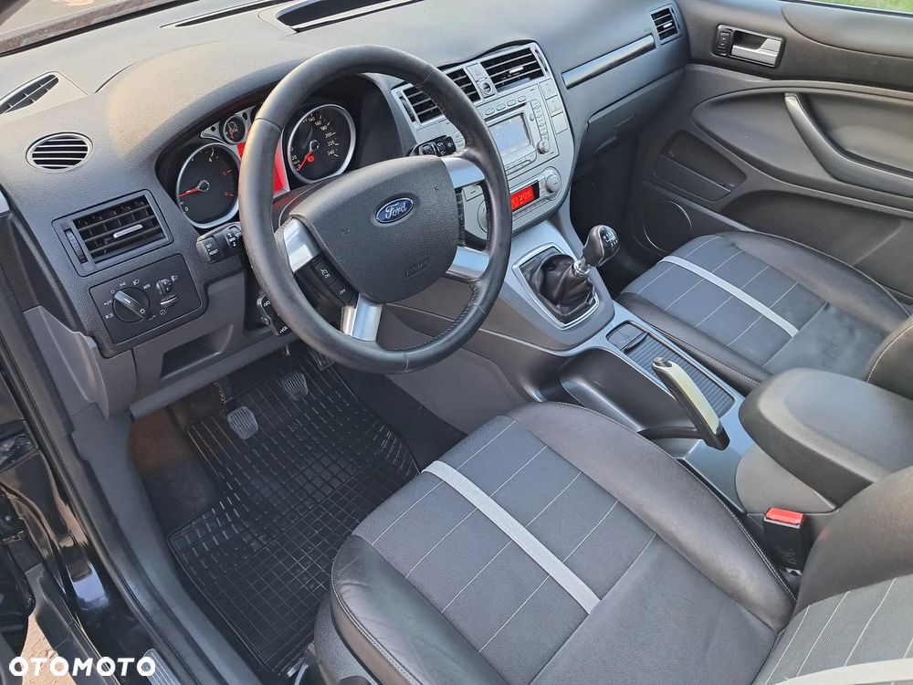 Ford Kuga 2.0 TDCi 4x4 Titanium - 13