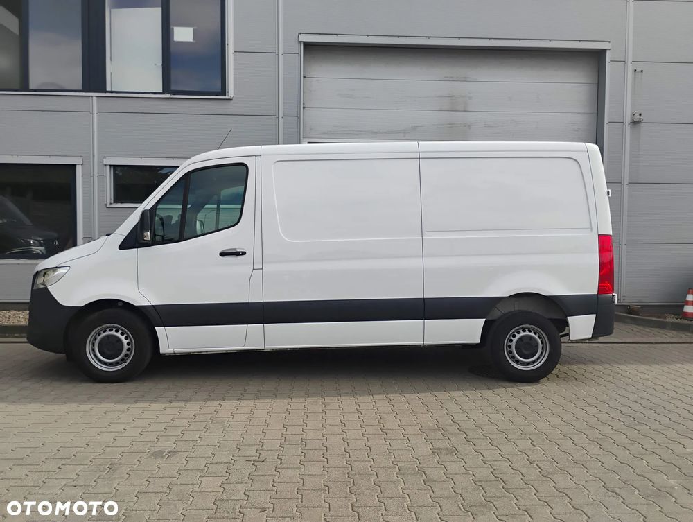 Mercedes-Benz Sprinter - 8