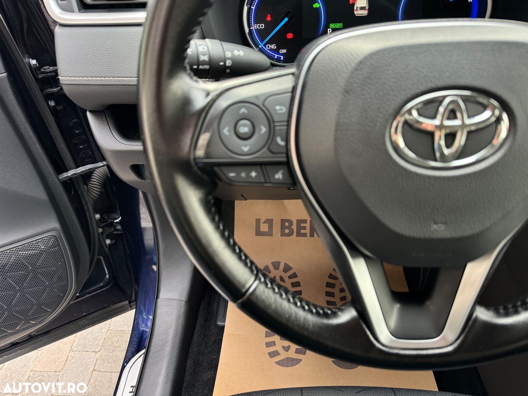 Toyota RAV4 2.5 4x4 Hybrid Comfort - 19